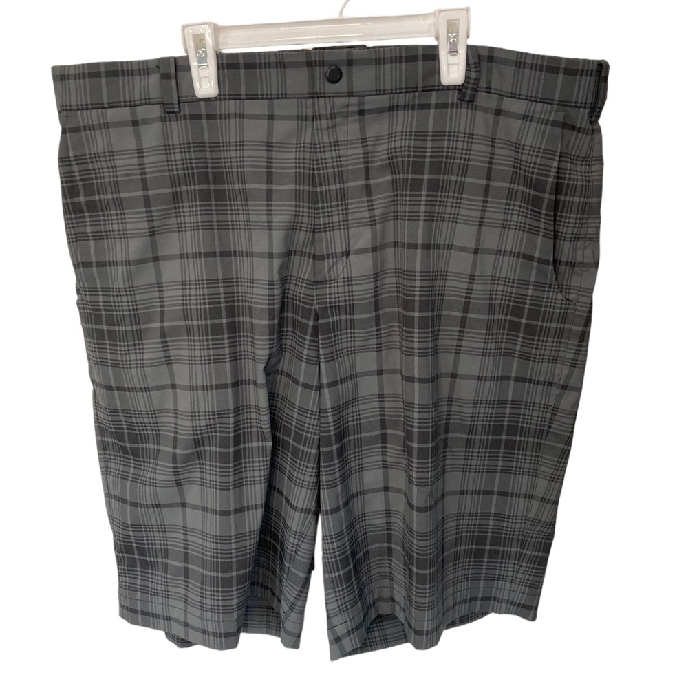Nike Golf Your Performance Dark Gray Plaid Shorts Size 38.